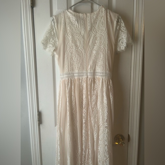 Aakaa Cream Lace Dress - Picture 3 of 5